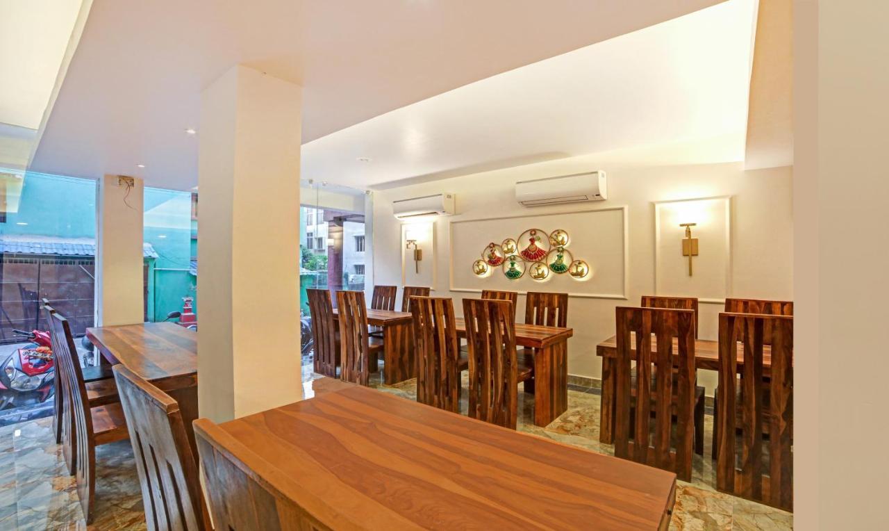 Treebo Lazystay Elite Bhubaneswar Esterno foto
